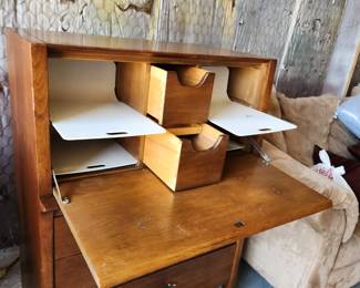 Same mcm chest as on the previous picture but showing the top storage area.
$260