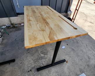 Showing the same desk on the previous picture but showing at a different angle. 
$60