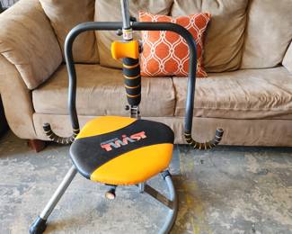 Same as on the previous picture just showing it at a different angle. 
$20