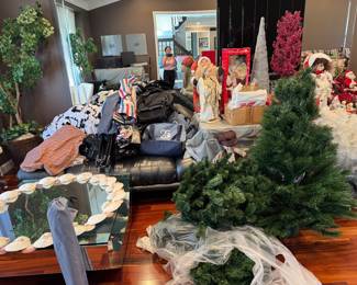 Glass table, shell picture frame, folding chairs for games,