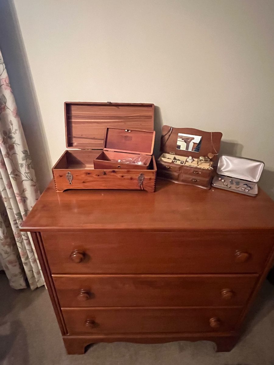 Donna Davis Eatate Sales LLC, Marietta households,... starts on 10/18/2024