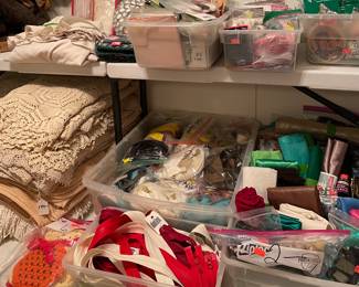 Assorted Sewing Notions, Linen