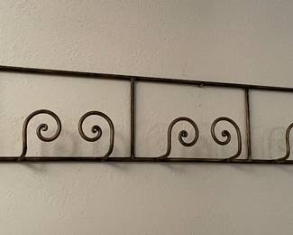 Wall Wrought Iron Plate Holder Display
