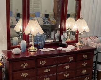 Chest of Drawers with Mirror, Touch On Lamps