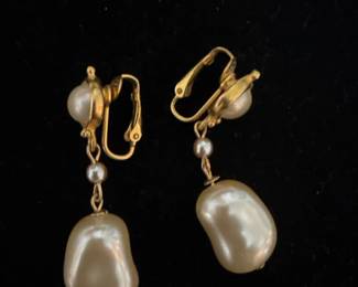 Large Dangling Baroque Pearl Clip On Earrings 