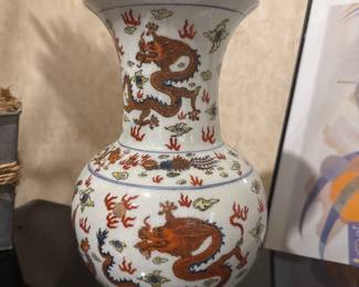 China Porcelain Qing Dynasty Guangxu Pastel Dragon and Phoenix Vase 