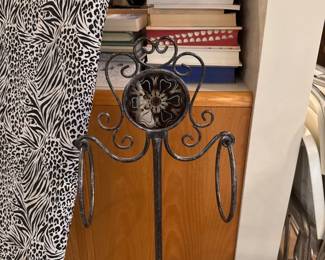 Iron Towel Holder