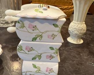 Trinket / Condiment Boxes Ceramic hand painted floral - Khien Thailand 