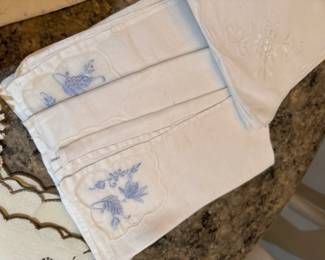 Embroidered Linen Napkins 