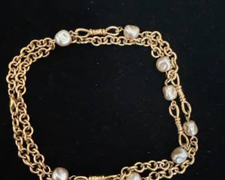 Vintage gold and pearl necklace 