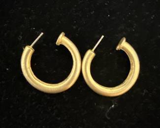 Vintage Chunky Gold Hoop Earrings 
