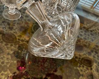 Crystal wine decanter