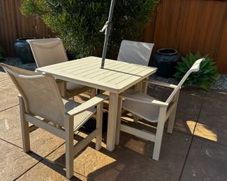 table for 4