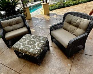 Nice 3 piece grouping. Outdoor wicker Sunbrella fabric