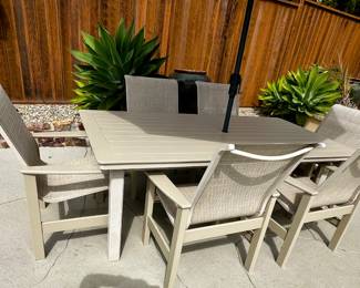 This is a Beautiful Set. Telescope Casual Furniture Company USA!
