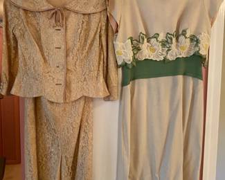 Women's clothing sizes L-1X (brands like: Coldwater Creek, Ralph Lauren, Chessa Davis, vintage clothing)
•  Women's handbags (brands like: Kate Spade, Michael Kors)
