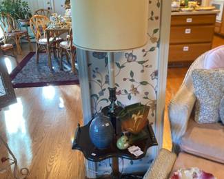 Stiffel side table lamp combo, Roseville Zephyr Lily Vase (D)