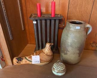 Stoneware bird