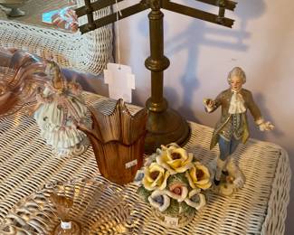 Adjustable Brass CandelabrAdjustable Brass Candelabraa