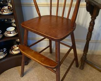 Wrap Around Youth Chair