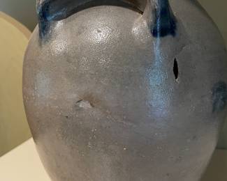 Side view of previous crock