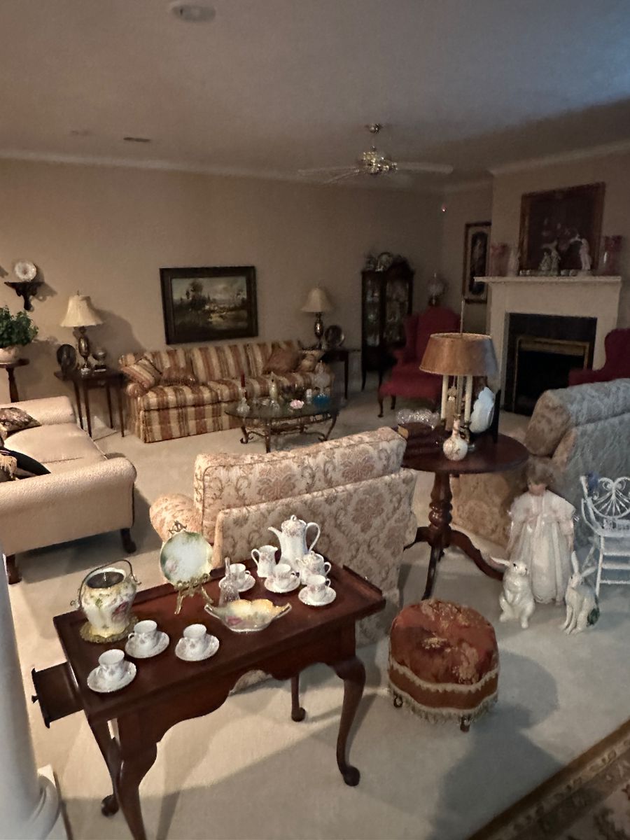 American Drew Cherry Tea Table