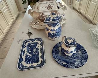 English Blue and White Porcelain
