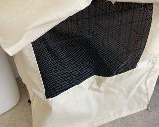 Covered dog crate