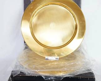 DENMARK IN ORIGINAL BOX UNUSED SET OF 20 GOLD BRASS SERVICE PLATES CHARGER