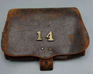 
EARLY USA CIVIL WAR MILITARY CARTRIDGE BOX 