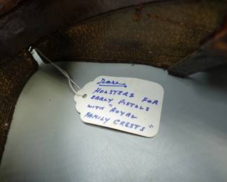 RARE ANTIQUE POMMEL MILITARY SADDLE BAG GUN HOLSTER WITH FAMILY CREST