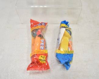 LOT OF ASSORTED VINTAGE PEZ DISPENSERS