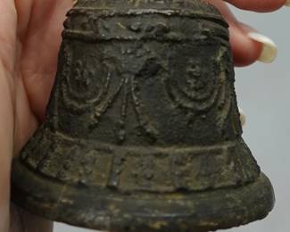 ANTIQUE CHINESE BELL