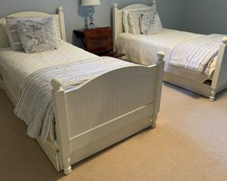 Pair of Twin Bed with Trundle $350