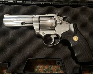 #89 Colt King cobra 357 mag excellent used condition