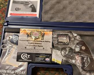 #74 Colt Python 357 mag style B
4.25 inch barrel new inbox