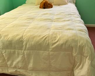 Full size bed includes mattress and foundation