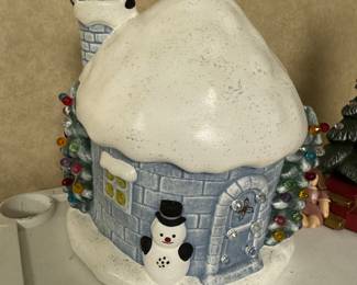 Ceramic igloo