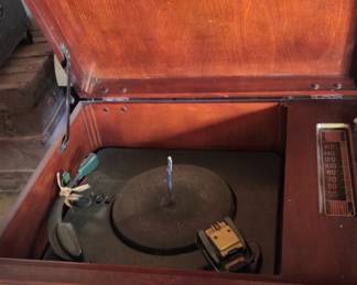 Philco stereo Turntable
