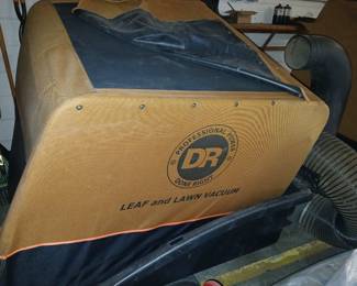 DR LAWN LEAF VACUUM