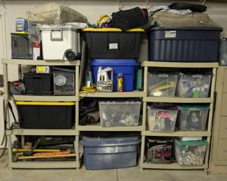 Plastic shelving system