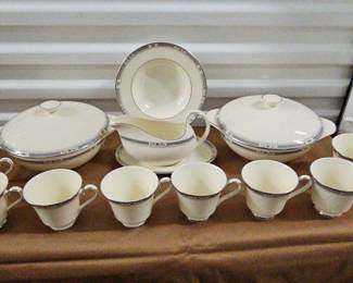 FTH189-Fancy Vintage Collection Of Fine China Tableware By Royal Doulton