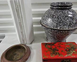 FTH153-Asian Inspired Flower Vases, Chinese Abacus In Decorated Case And Metal Ashtray