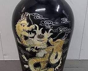 FTH327 - Tall Black Laquer and Mother of Pearl Inlaid Vase