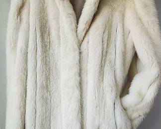FTH306 - Faberge White Mink Coat