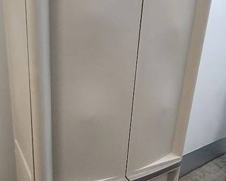 FTH303 - 4-Shelf Plastic Storage Locker #2