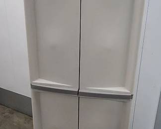 FTH302 - 4-Shelf Storage Locker 