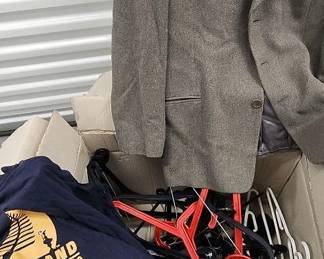 FTH207 - Box of Clothes Hangers, Men's Coat And a T-Shirt 