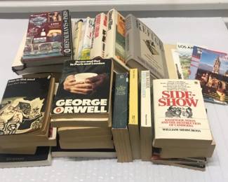 FTH128 - French Language Books, Regular Fiction & Non-fiction Books, Maps