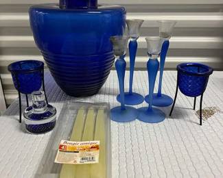 FTH191- Pretty Blue Glass Decor